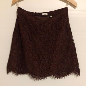 Aritzia Wilfred Size 6 Lace Maroon Red Overlay Mini Skirt